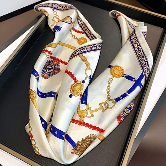 Cream Chain Mulberry Silk Neck Scarf main image 5